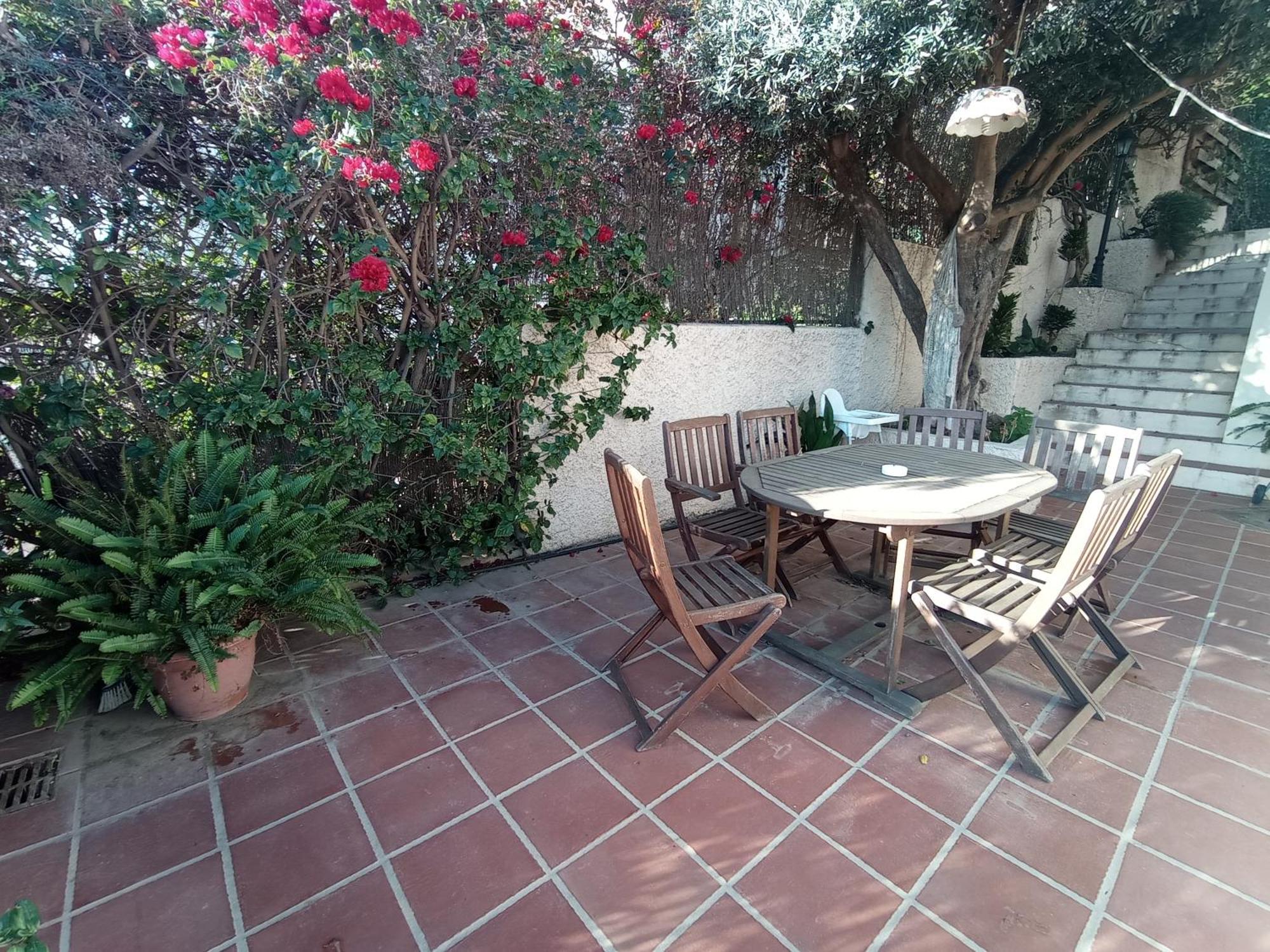 Apartamento En Villa Con Piscina Málaga Eksteriør bilde